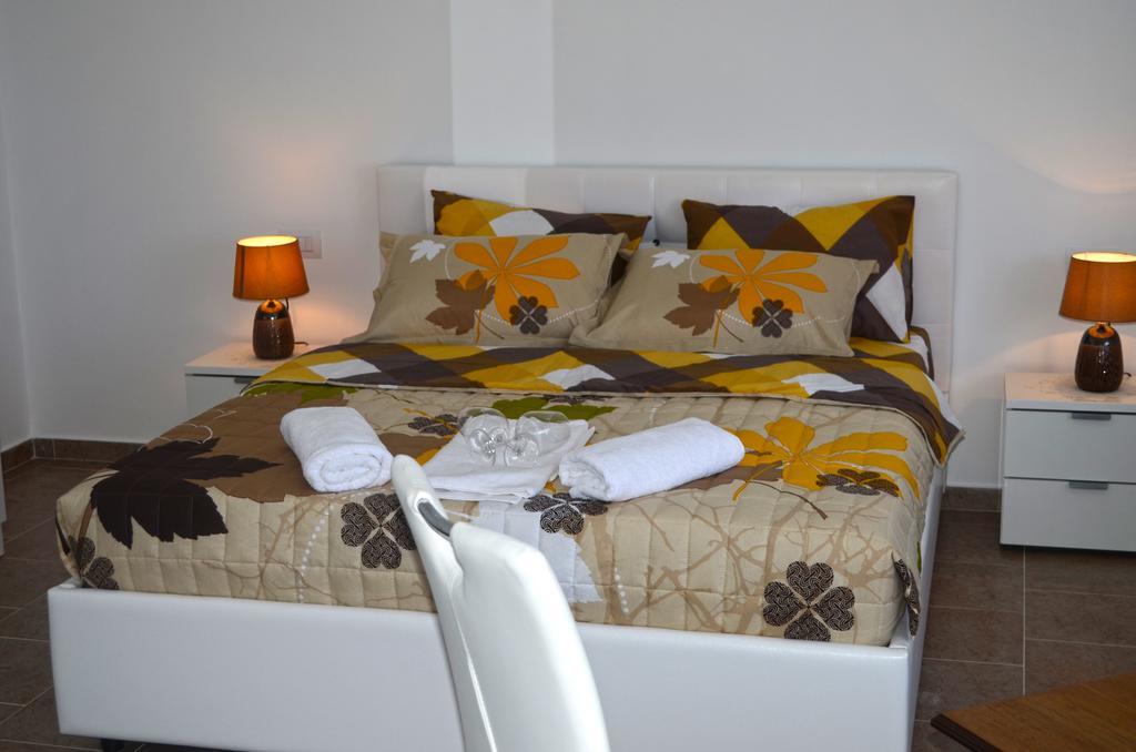 Apartments Sirena Ulcinj Kültér fotó