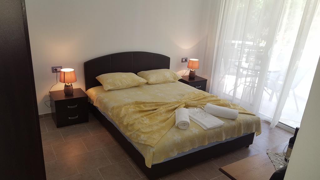 Apartments Sirena Ulcinj Kültér fotó